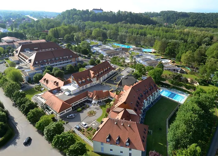 Thermenhotel Radkersburger Hof 4* باد رادكرسبرغ